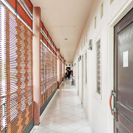 Chandra Graha Guesthouse Palu Kültér fotó