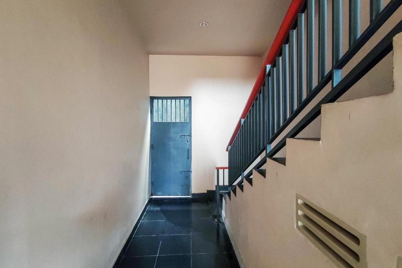 Chandra Graha Guesthouse Palu Kültér fotó